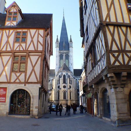 Gîte Le 16, Sous Les Trémières Fleurey-sur-Ouche Esterno foto