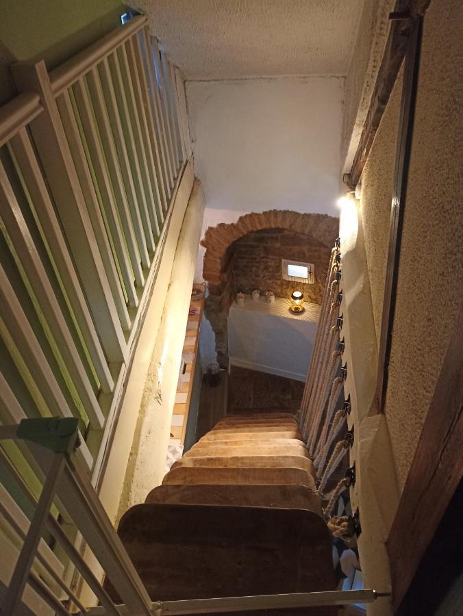 Gîte Le 16, Sous Les Trémières Fleurey-sur-Ouche Esterno foto