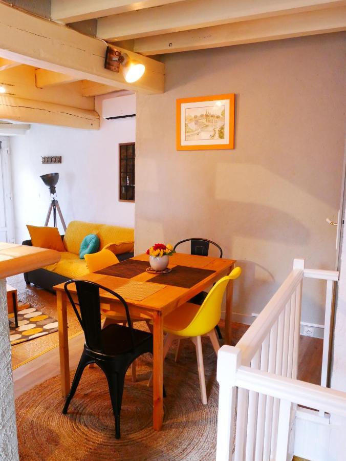 Gîte Le 16, Sous Les Trémières Fleurey-sur-Ouche Esterno foto